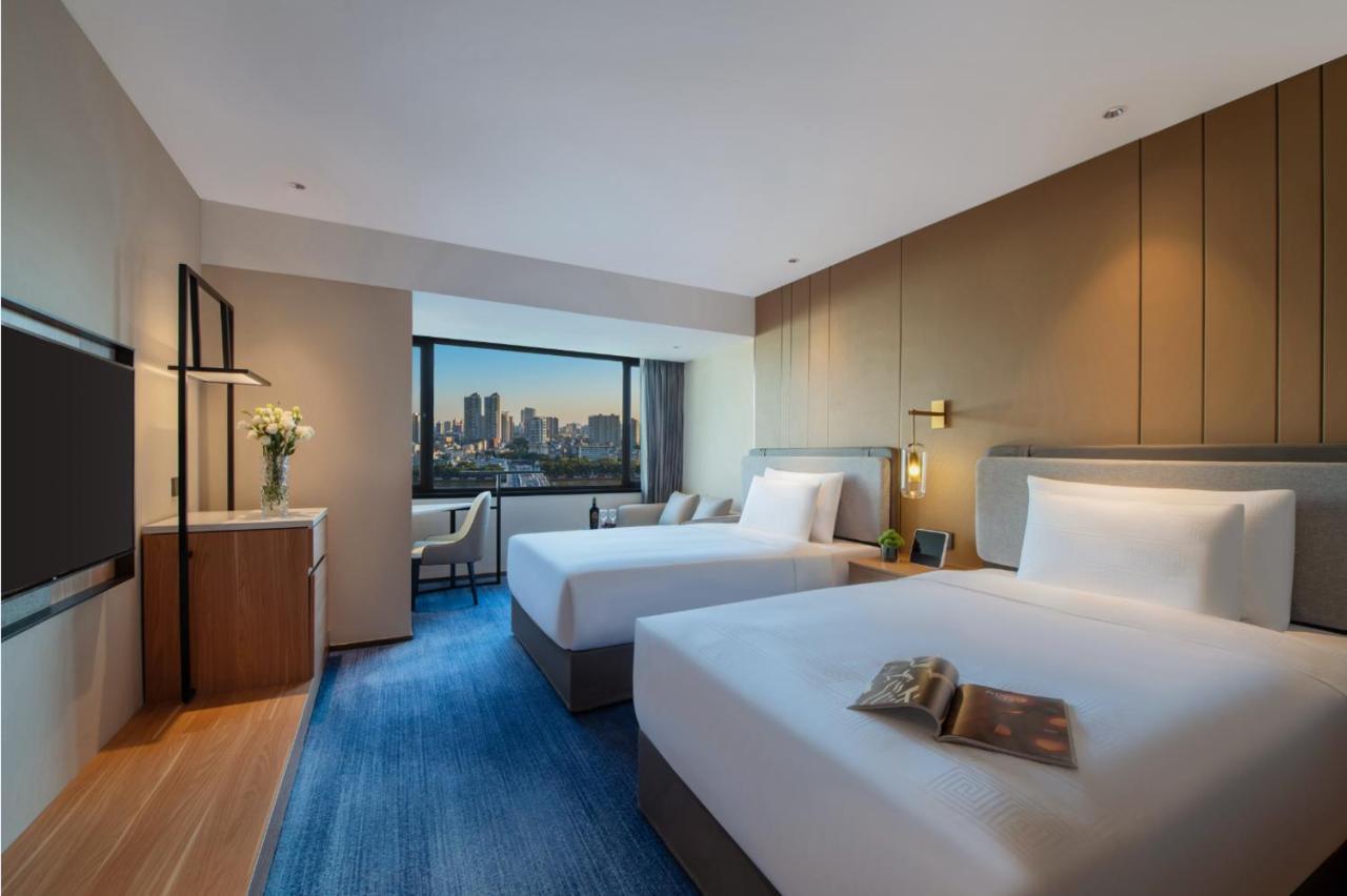 Guangzhou Hotel - Free Shuttle Bus To Exhibition Center During Canton Fair Period Kültér fotó